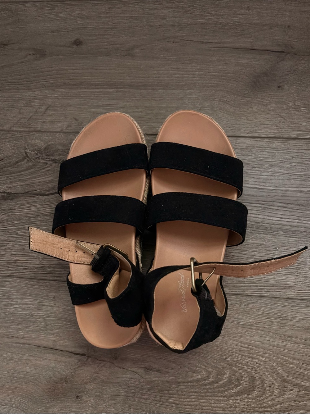 Black Strapped Women’s Sandals